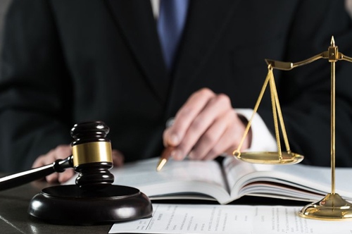 谈合同违约的几种情形